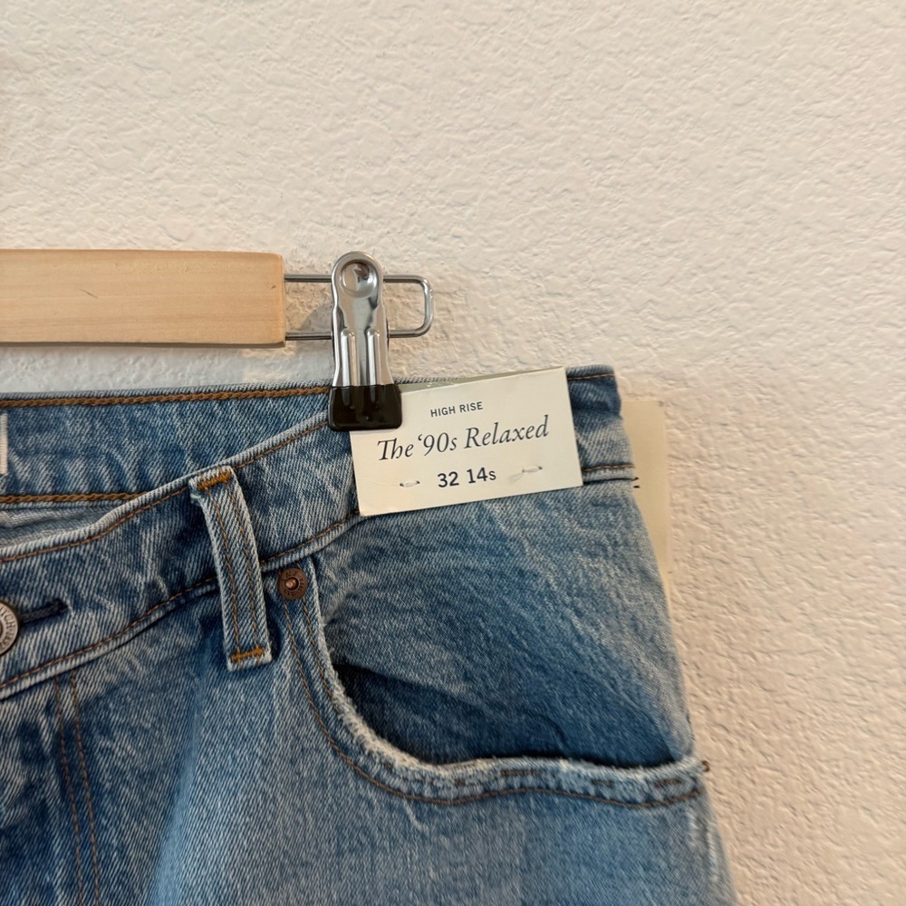Abercrombie & Fitch- NWT 90’s Relaxed High Rise Jean- 32 Short - Picture 2 of 7